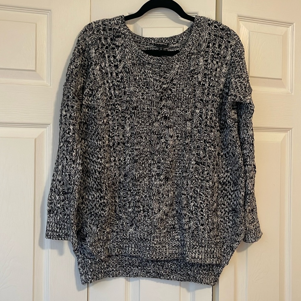 Express black & white knit sweater. Women’s XS
